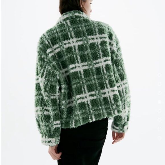 Zara Combination Plaid Fleece Button Front Jacket in Green/White | Small - Picture 5 of 10